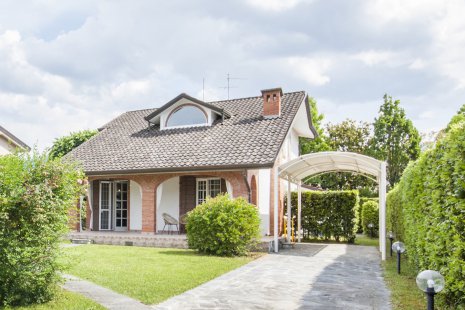 Casa singola in venditaForte Dei Marmi - Forte Dei Marmi Vittoria Apuana